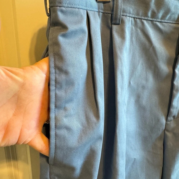 Jos. A. Bank Men’s Blue Chinos Travelers Collection Size 36W - Picture 2 of 12